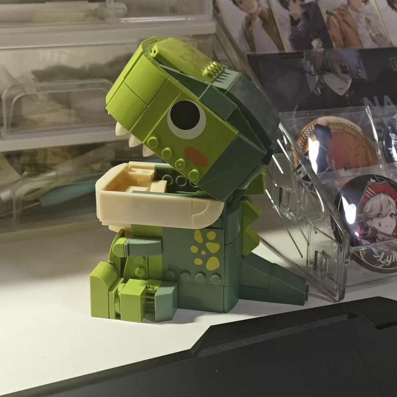 Dinosaur Pen Holder | Sakibricks