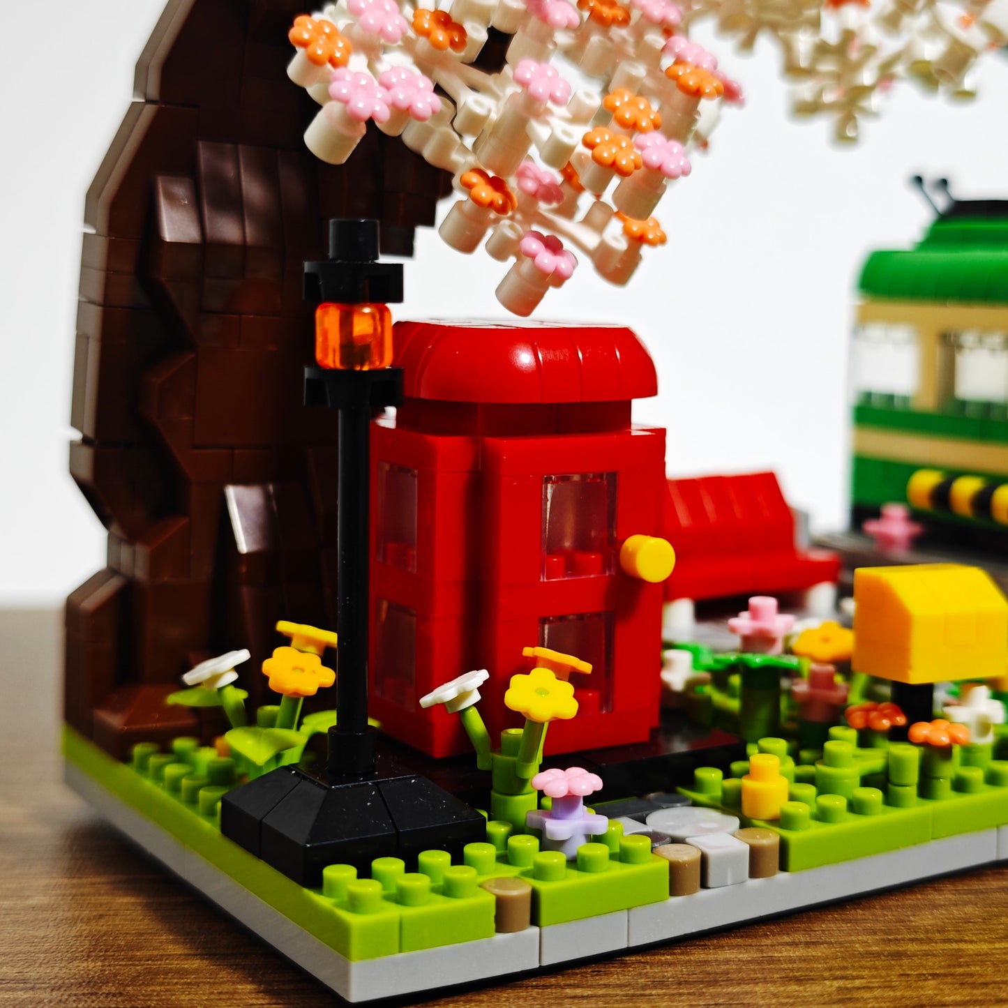 Sakura Train Photo Frame Night Light 1088PCS | Build & Relax 🌸💡| SakiBricks